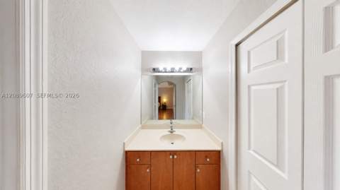 22067 SW 88th Path, Cutler Bay FL - photo 16 of 27