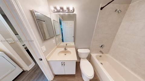 22067 SW 88th Path, Cutler Bay FL - photo 22 of 27