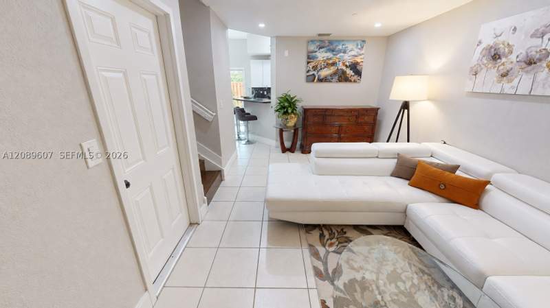 3 bedroom Townhouse at 22067 SW 88th Path, Lakes By The Bay Jay, Cutler Bay — photo 4