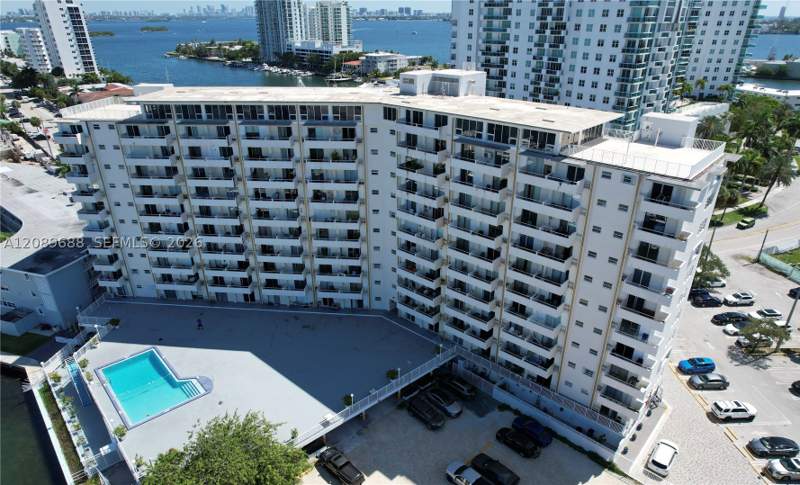 1 bedroom Condominium at 7904 West Dr 616, Bayshore Yacht & Tennis C, North Bay Village — photo 2