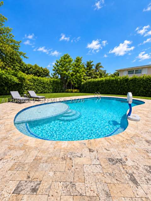 18700 NE 21st Ave, North Miami Beach FL - photo 15 of 15
