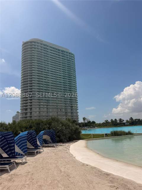 2411 Laguna Circle 2103, North Miami FL - photo 20 of 20
