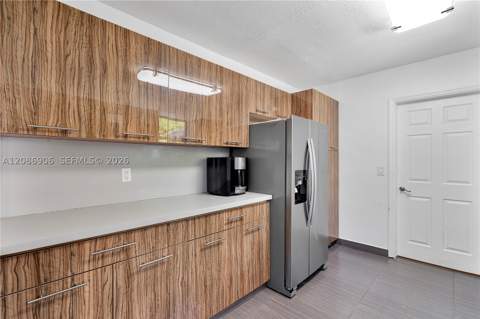 2505 NE 214th St, Aventura FL - photo 17 of 26