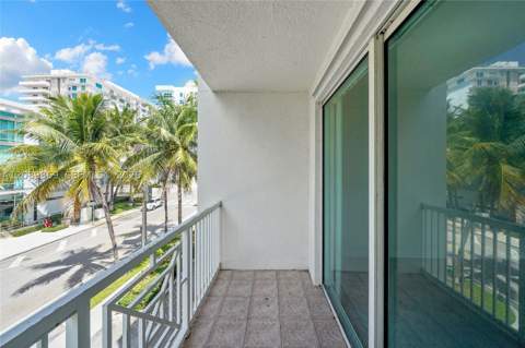 9172 Collins Ave 302, Surfside FL - photo 20 of 24