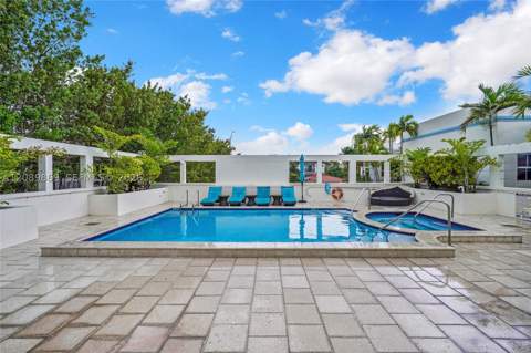 9172 Collins Ave 302, Surfside FL - photo 21 of 24