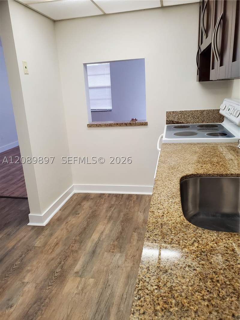 1 bedroom Condominium at 1230 NE 139th St 409, Dixie Gardens Condo, North Miami — photo 3