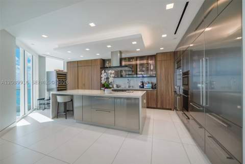 16047 Collins Ave 3204, Sunny Isles Beach FL - photo 6 of 35