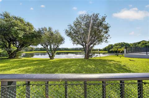 9686 Fontainebleau Blvd 106, Miami FL - photo 23 of 55