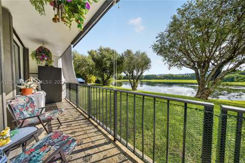 9686 Fontainebleau Blvd 106, Miami FL - photo 24 of 55