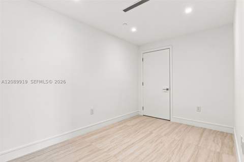 2411 Laguna Cir 2301, North Miami FL - photo 21 of 60