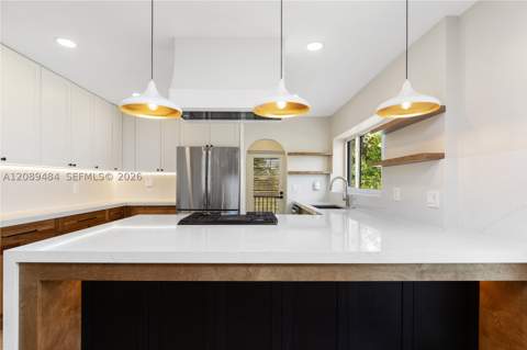 8934 Hawthorne Ave, Surfside FL - photo 16 of 53