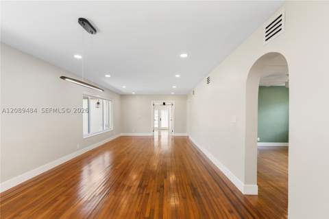 8934 Hawthorne Ave, Surfside FL - photo 21 of 53