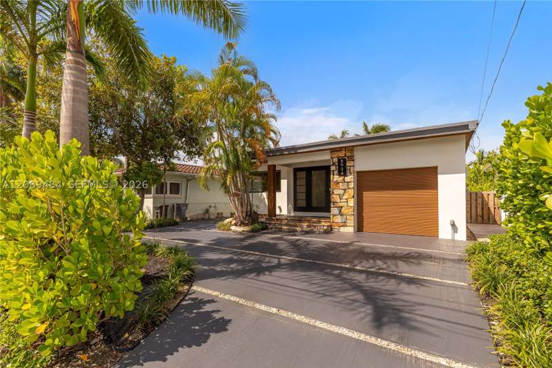 3 bedroom SingleFamilyResidence at 8934 Hawthorne Ave, Second Amd Plat Of Norman, Surfside — photo 3