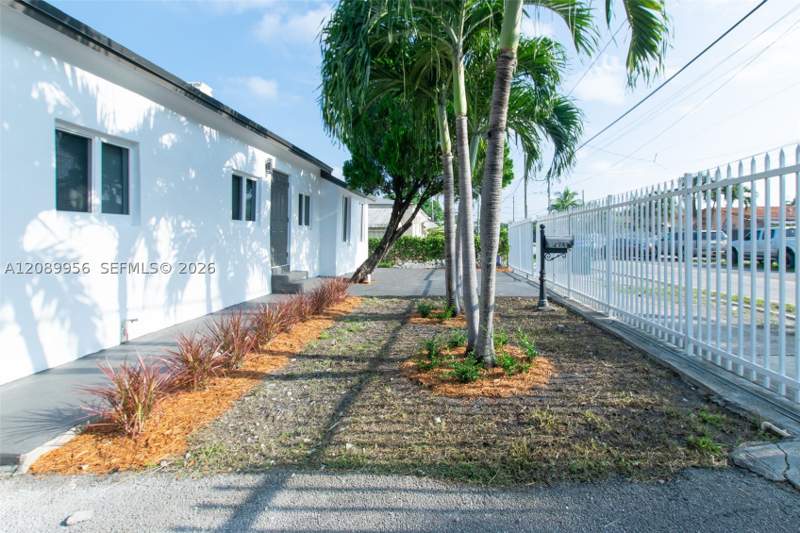 4 bedroom SingleFamilyResidence at 2324 NW 14th Ave, Evergreen Gardens Addn 2, Miami — photo 4