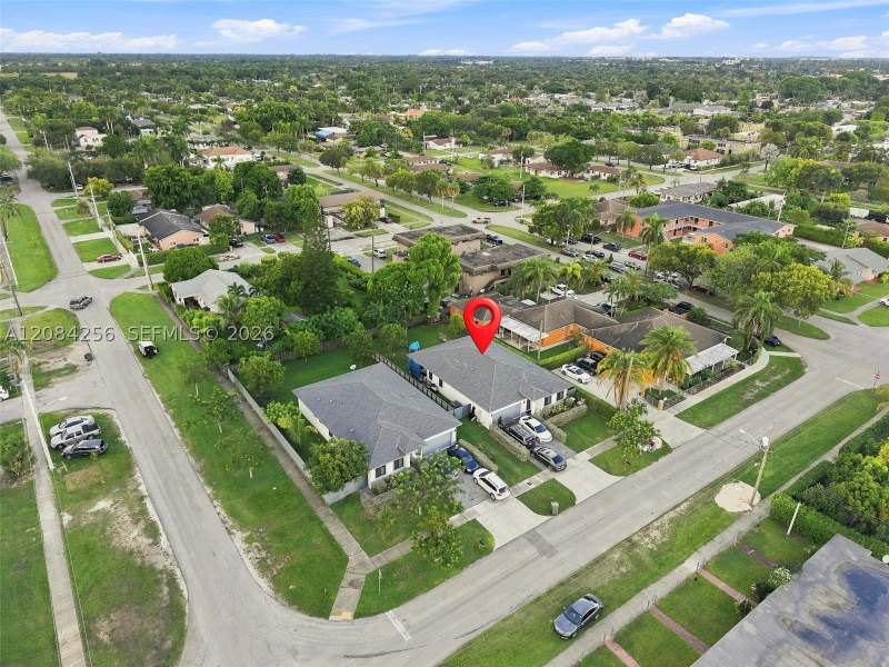 4 bedroom SingleFamilyResidence at 87 NE 12th St, Avocado Park, Homestead — photo 2