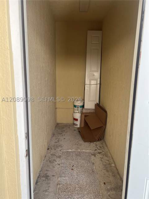 3208 SE 5th Ct, Homestead FL - photo 9 of 10