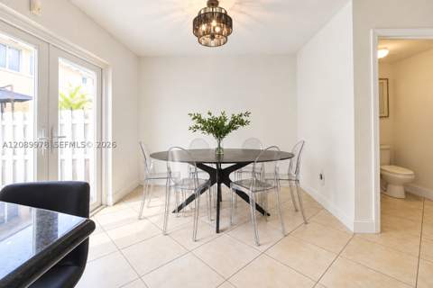 7464 NW 180th St, Hialeah FL - photo 11 of 26