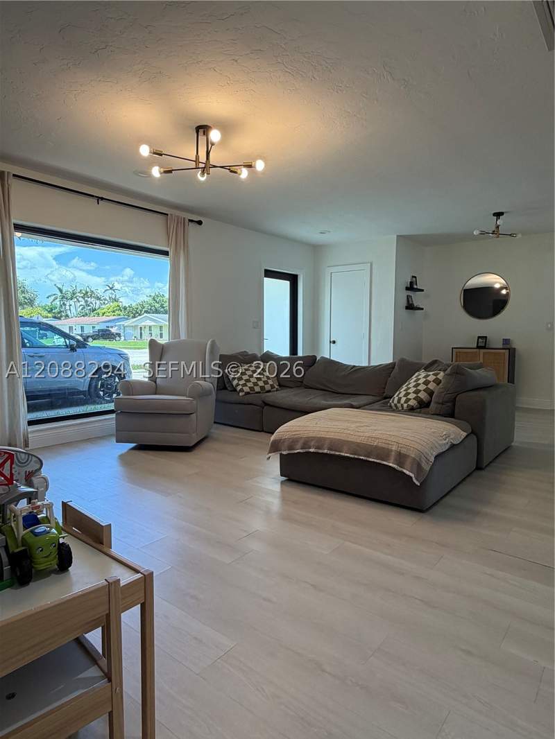 3 bedroom SingleFamilyResidence at 18101 SW 92nd Ave, Bel Aire Sec 17, Palmetto Bay — photo 4