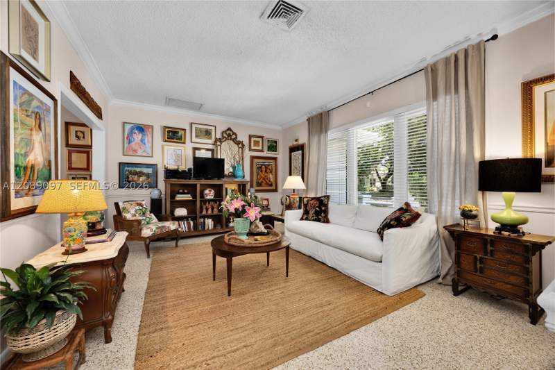4 bedroom SingleFamilyResidence at 1530 Garcia Ave, Coral Gables Country Club, Coral Gables — photo 5