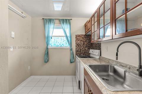 1700 NE 191st St 508, Miami FL - photo 10 of 31