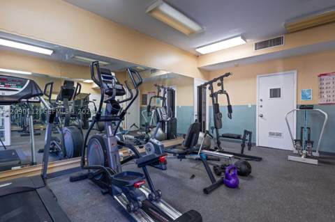 10816 N Kendall Dr R16, Miami FL - photo 11 of 13