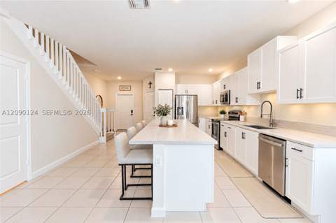 25304 SW 108th Ave, Homestead FL - photo 10 of 33