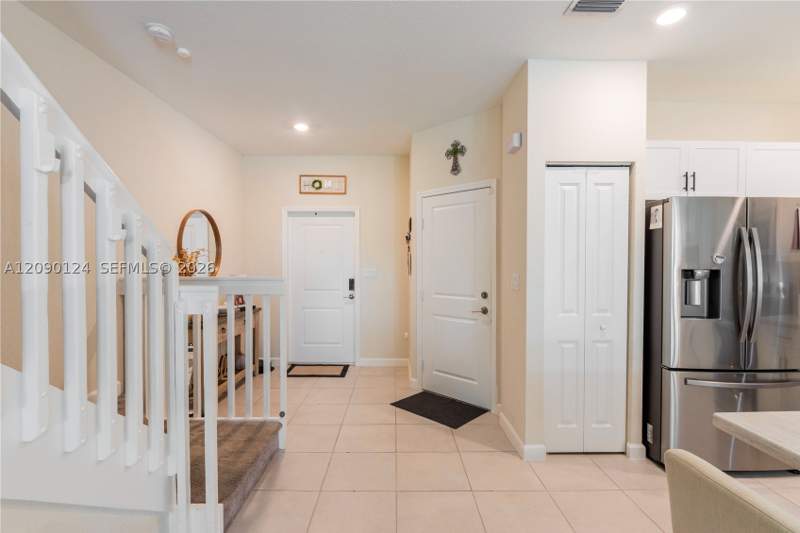 3 bedroom SingleFamilyResidence at 25304 SW 108th Ave, Allapattah Gdns, Homestead — photo 5