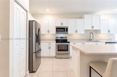 25304 SW 108th Ave, Homestead FL - photo 7 of 33