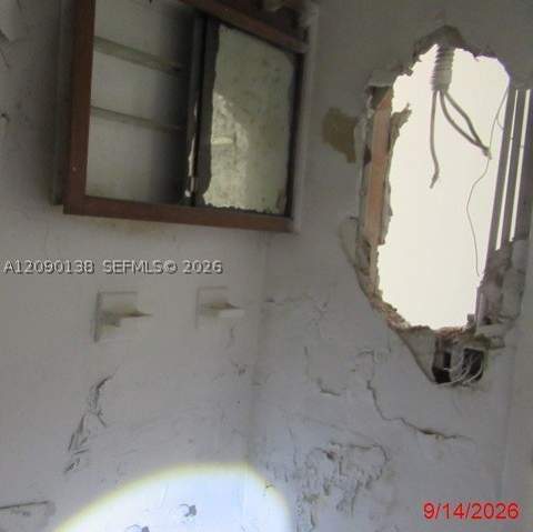 18410 NW 42nd Ave, Miami Gardens FL - photo 10 of 31