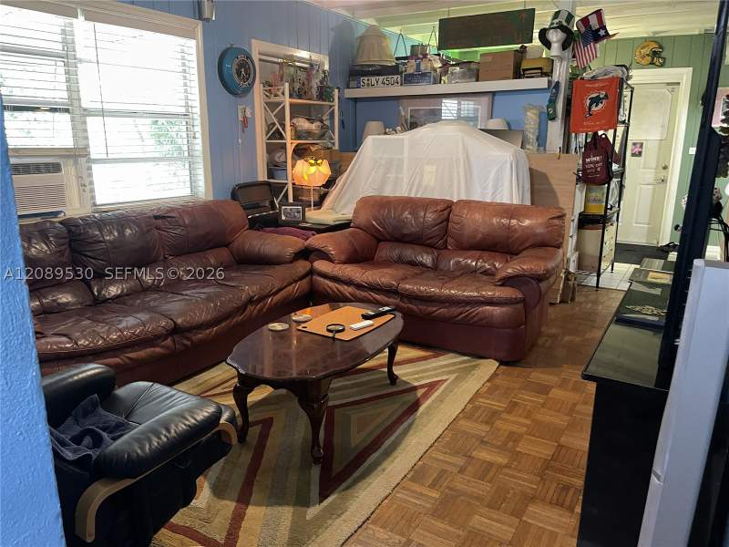 3 bedroom SingleFamilyResidence at 6711 SW 63rd Ave, Cocoplum Terrace Addn Par, South Miami — photo 5