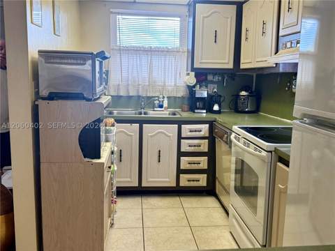 30 NW 87th Ave C219, Miami FL - photo 13 of 42
