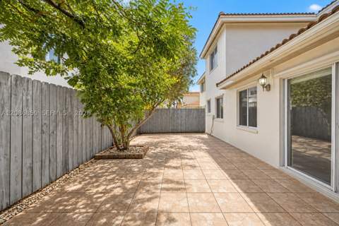 16525 SW 97th Ter, Miami FL - photo 15 of 15