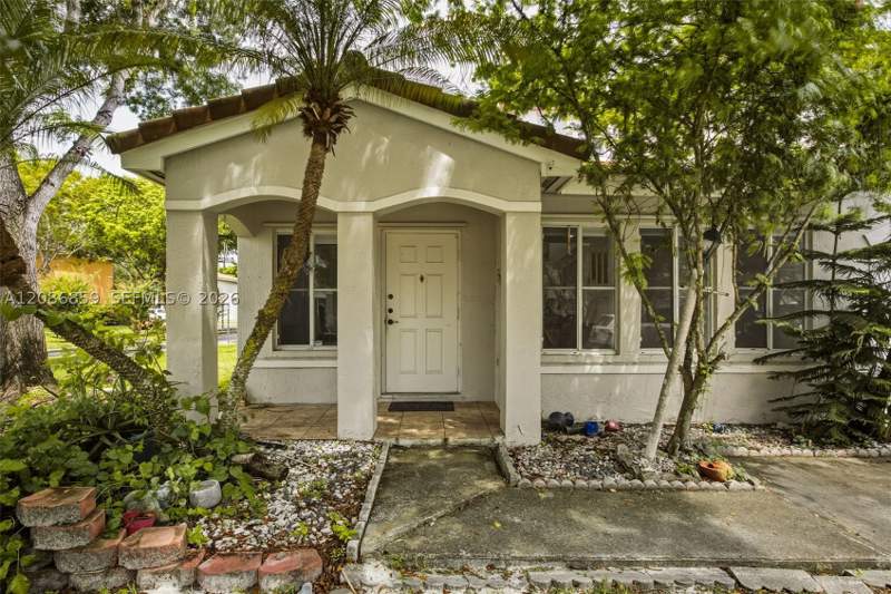 3 bedroom Townhouse at 16525 SW 97th Ter, Forest Lakes Villas, Miami — photo 3