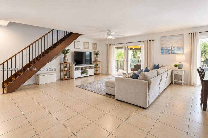 3 bedroom Townhouse at 15528 Braemar Ct, Miami Lakes Loch Andrews, Miami Lakes — photo 3