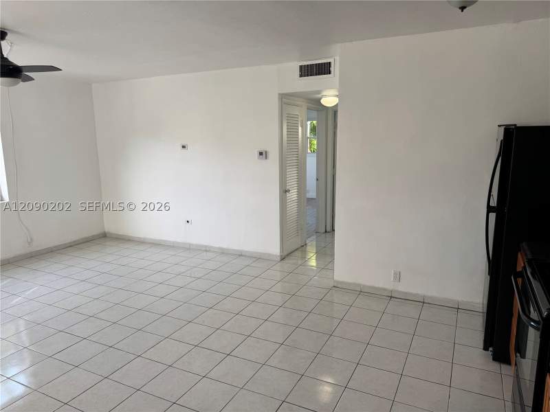 2 bedroom Condominium at 1765 Venice Ln 4E, Venice Park, North Miami — photo 3