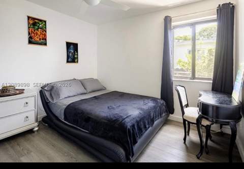 961 NE 155th Ter, North Miami Beach FL - photo 12 of 21