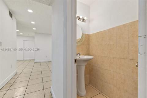 7205 W 3rd Ave, Hialeah FL - photo 10 of 33