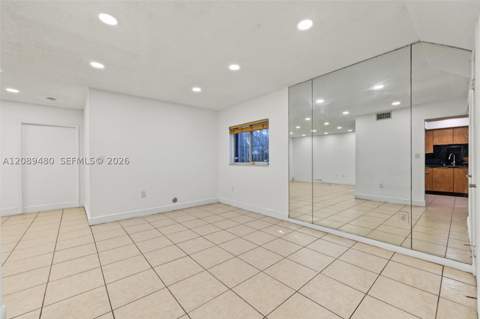 7205 W 3rd Ave, Hialeah FL - photo 11 of 33