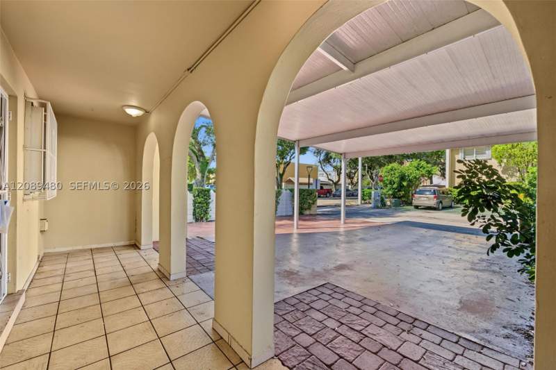 4 bedroom Townhouse at 7205 W 3rd Ave, First Addn To Palm Spring, Hialeah — photo 4