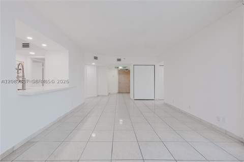 16485 Collins Ave 338, Sunny Isles Beach FL - photo 16 of 33