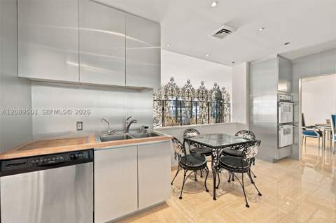 10205 Collins Ave 1704, Bal Harbour FL - photo 14 of 69