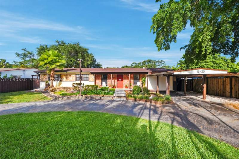 5 bedroom SingleFamilyResidence at 15425 N Miami Ave, Bisc Gardens Sec A, Miami — photo 4