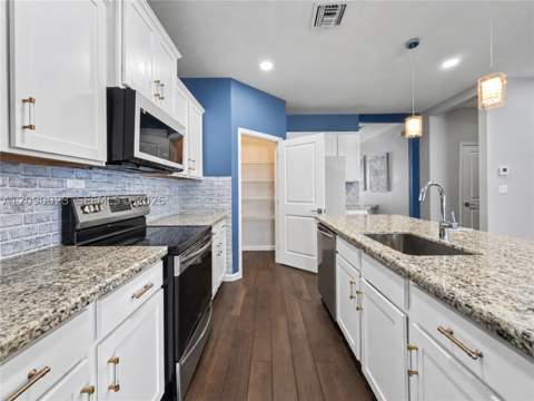 27904 SW 133rd Path, Homestead FL - photo 10 of 46