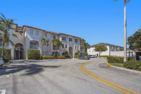 11605 NW 89th St 228, Doral FL - photo 24 of 43