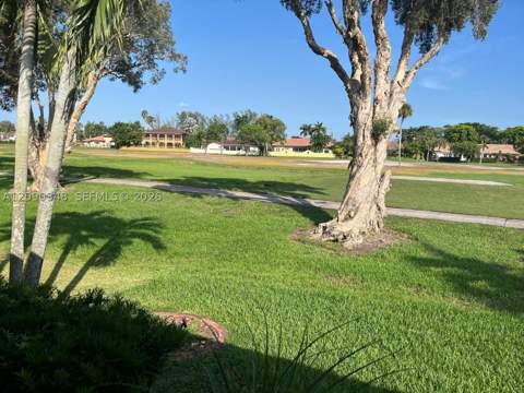 19505 E Lake Dr, Hialeah FL - photo 18 of 18