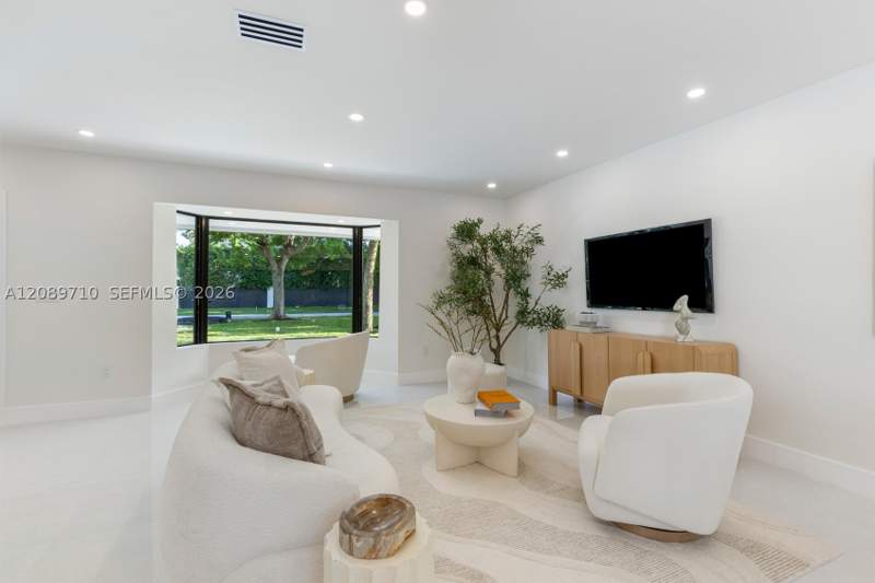 4 bedroom SingleFamilyResidence at 7800 SW 94th St, Kendal Ranches, Miami — photo 5