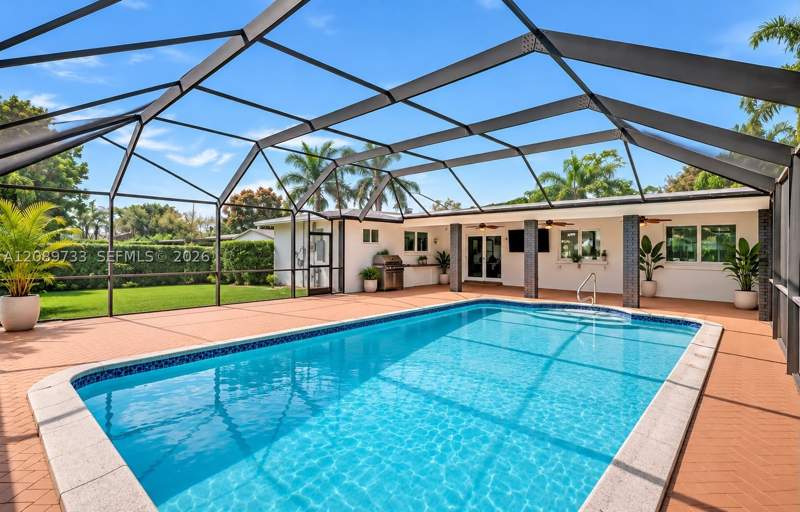 4 bedroom SingleFamilyResidence at 15725 SW 89th Ave, Coral Reef Estates, Palmetto Bay — photo 4