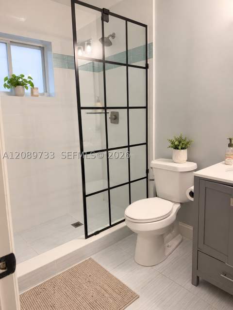 15725 SW 89th Ave, Palmetto Bay FL - photo 6 of 10