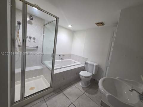 1655 NE 115th St 12B, Miami FL - photo 10 of 12