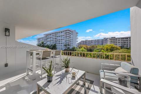 155 Ocean Lane Dr 413, Key Biscayne FL - photo 10 of 27